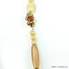 Sautoir, perles bois et cristal, ovales simili-cuir, cercle et cauris métal, losanges raphia 0119193