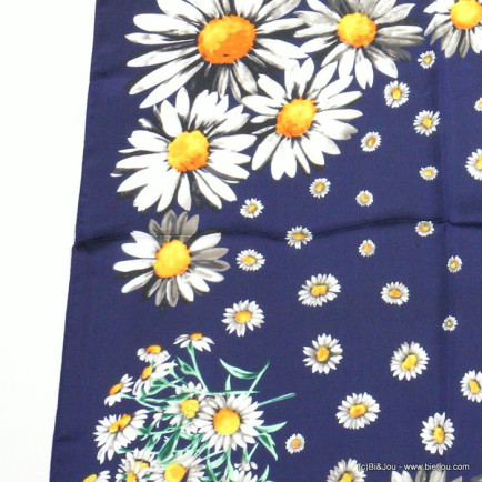 carré satin motif fleurs marguerite touché soie polyester femme 0722007 bleu foncé