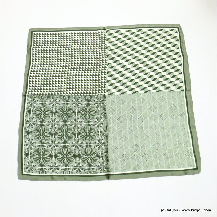 carré satin quadri-motifs géométrique touché soie polyester femme 0722507 carré satin quadri-motifs géométrique touché soie polyester femme 0722507