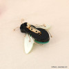Broche épingle abeille acrylique coloré métal femme 0523009 vert Broche épingle abeille acrylique coloré métal femme 0523009 vert