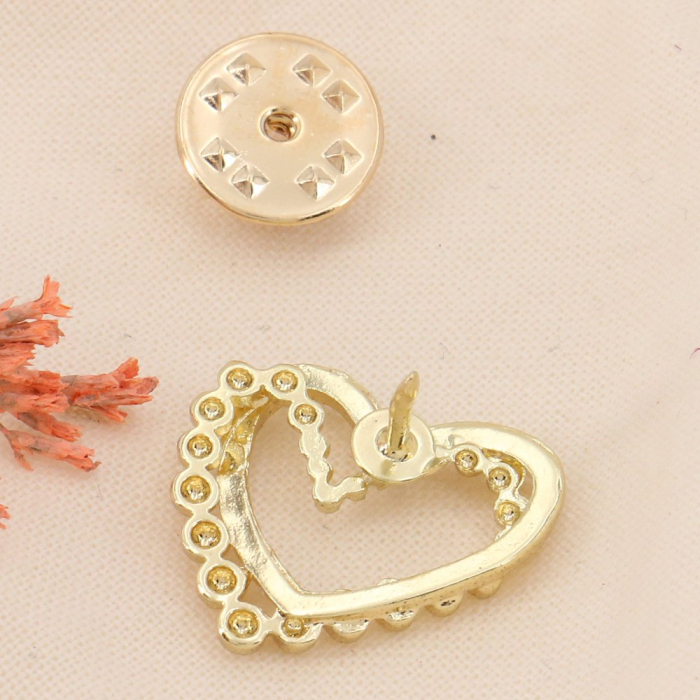 Pin's x2 double coeur métal perles blanches acrylique 0623513 doré