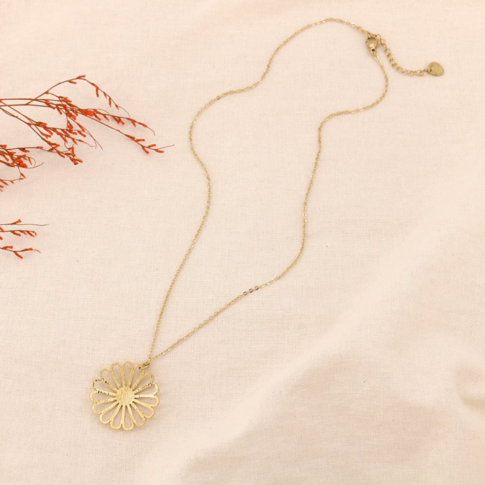 Collier acier inoxydable pendentif fleur striée 0124032 doré