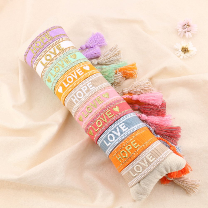 Ensemble de 10 bracelets message brodé réglable pompon +boudin 0224121 multi