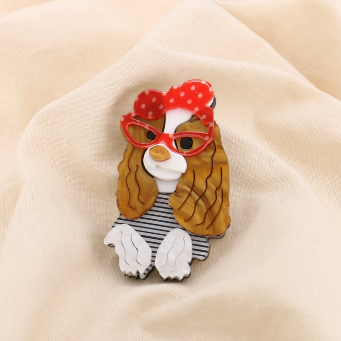 Broche fantaisie Chien stylé résine métal 0525031 blanc Broche fantaisie Chien stylé résine métal 0525031 blanc