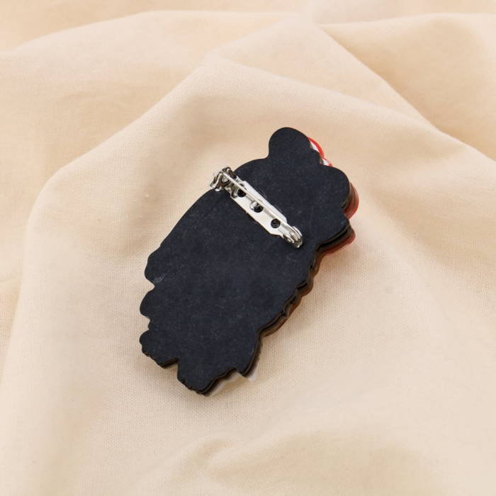 Broche fantaisie Chien stylé résine métal 0525031 blanc