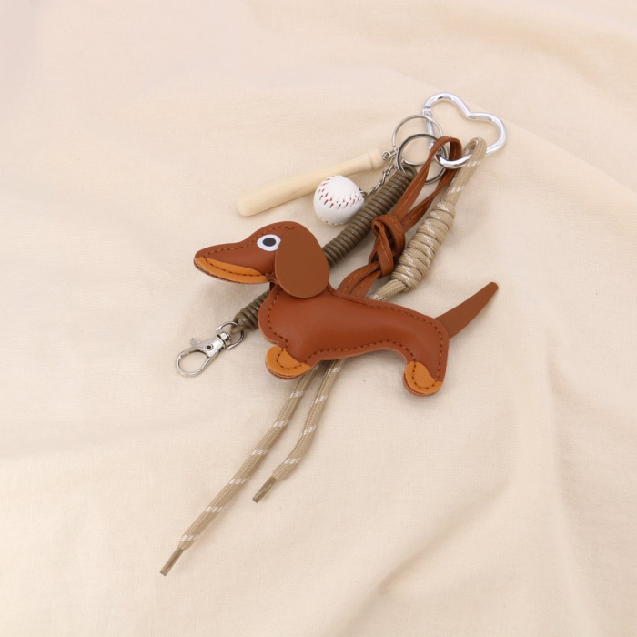 Bijou de sac ou porte-clés chien baseball métal, simili-cuir bois 0825006 marron Bijou de sac ou porte-clés chien baseball métal, simili-cuir bois 0825006 marron