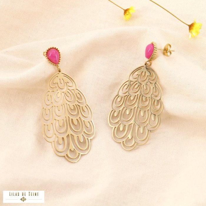 Boucles d’oreilles pendantes plume ajourée acier pierre naturelle 0324069 fushia Boucles d’oreilles pendantes plume ajourée acier pierre naturelle 0324069 fushia