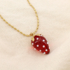Collier fraise acier résine perle acrylique 0125152 rouge Collier fraise acier résine perle acrylique 0125152 rouge