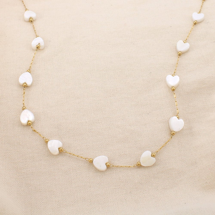 Sautoir en acier inoxydable et cœurs en nacre naturelle 0125158 blanc