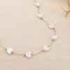 Collier en acier inoxydable et cœurs en nacre naturelle 0125159 blanc Collier en acier inoxydable et cœurs en nacre naturelle 0125159 blanc
