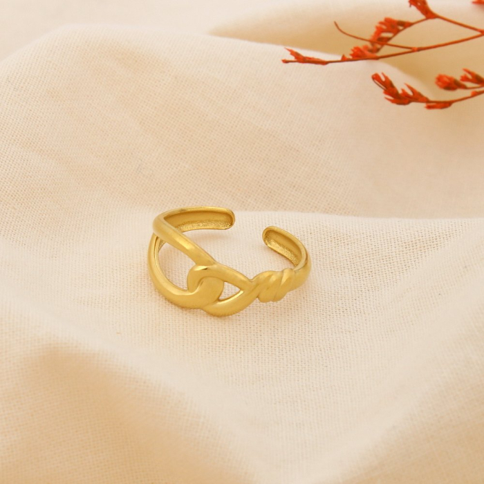 Bague acier inoxydable ajouré nœud torsadé entrelacé 0425089 doré Bague acier inoxydable ajouré nœud torsadé entrelacé 0425089 doré