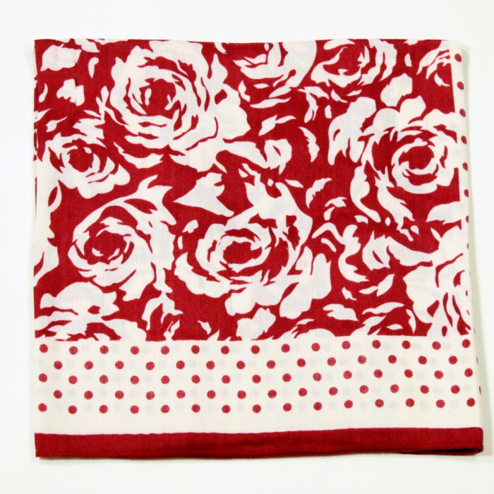 Foulard carré polyester imprimé roses rouges femme 0725516 rouge bordeaux