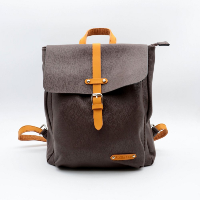 Sac à dos Flora&Co simili-cuir grainé 0924010 marron chocolat Sac à dos Flora&Co simili-cuir grainé 0924010 marron chocolat