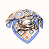 Carré satin touché soie imprimé géométrique abstrait polyester 0726012 bleu