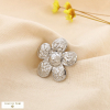 Broche à épingle fleur acier inoxydable martelé 0525012 argenté